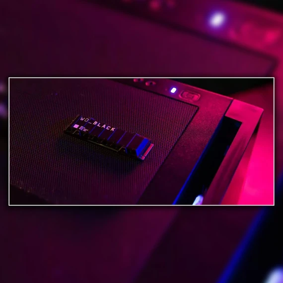 هاردسك SSD داخلي (الجيل الرابع PCIe) دبليو دي بلاك مزود بمبرد حراري