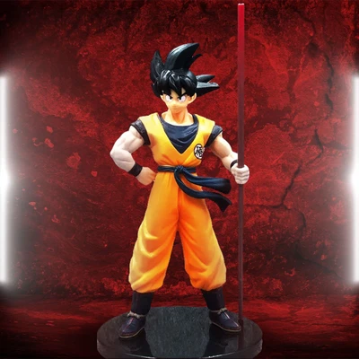 جسم شخصية سون غوكو مع عصا